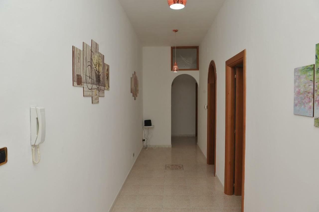 Casa vacanza Sarahouse Taranto Esterno foto