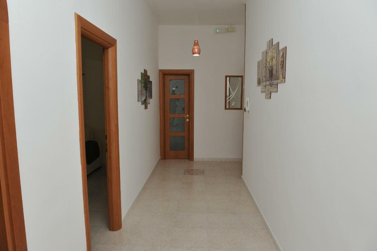Casa vacanza Sarahouse Taranto Esterno foto