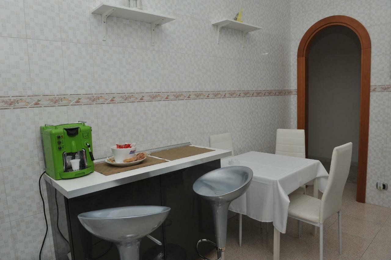 Casa vacanza Sarahouse Taranto Esterno foto