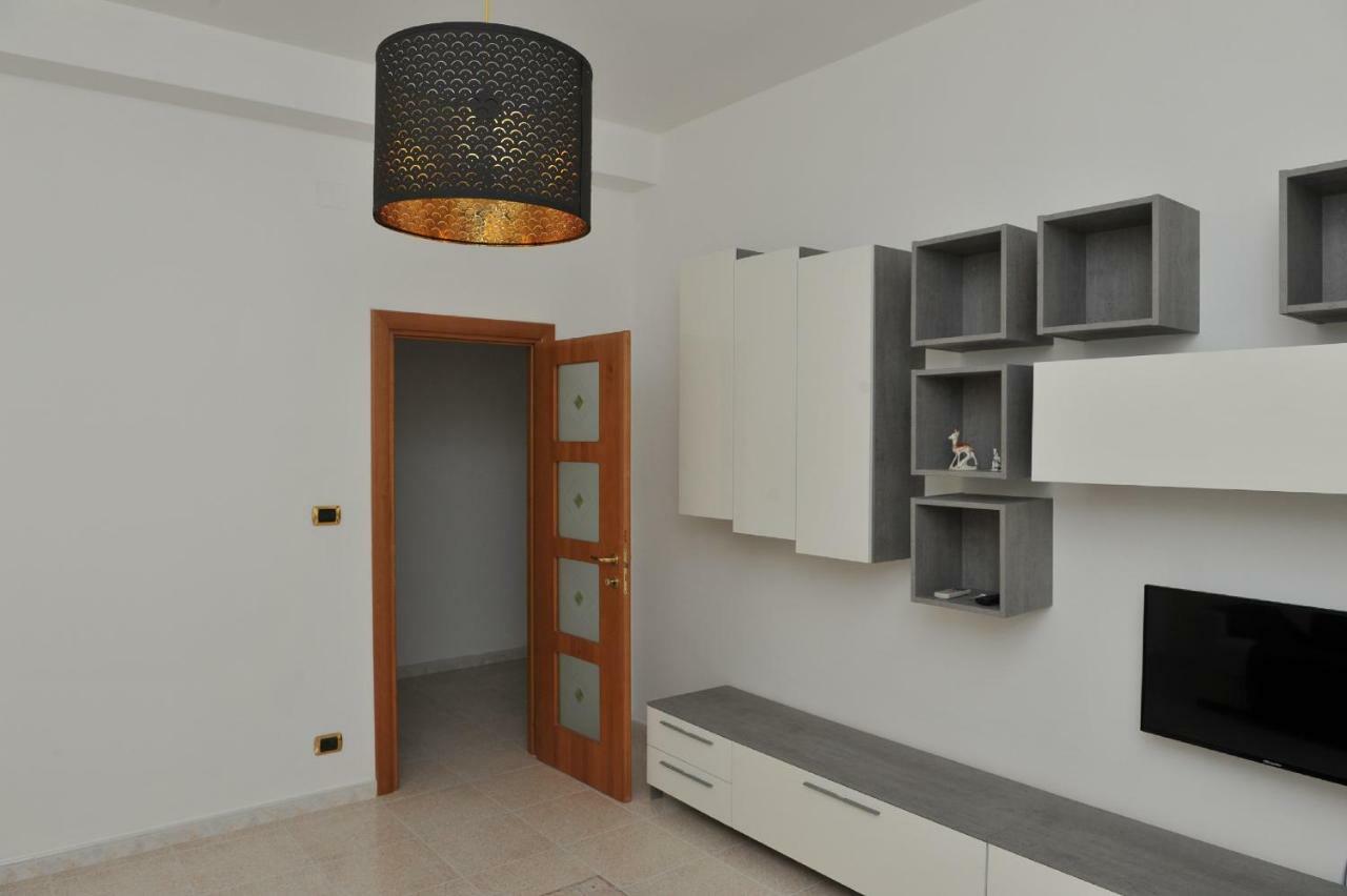 Casa vacanza Sarahouse Taranto Esterno foto